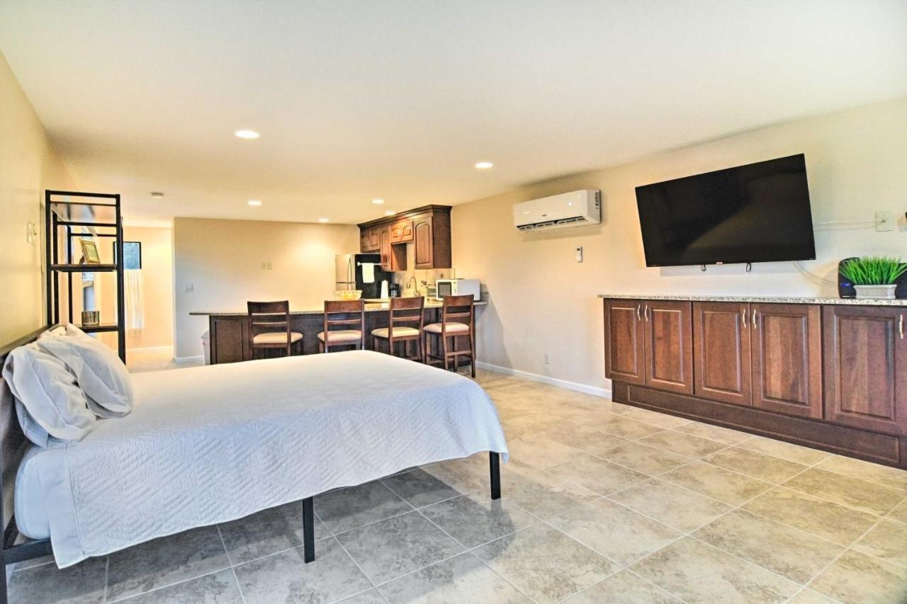 Sleek Largo Studio With Pond Less Than 7 Mi To Beach! Ngoại thất bức ảnh